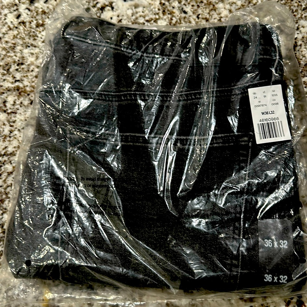 EXPRESS Relaxed Black Wash Hyper Stretch Jeans